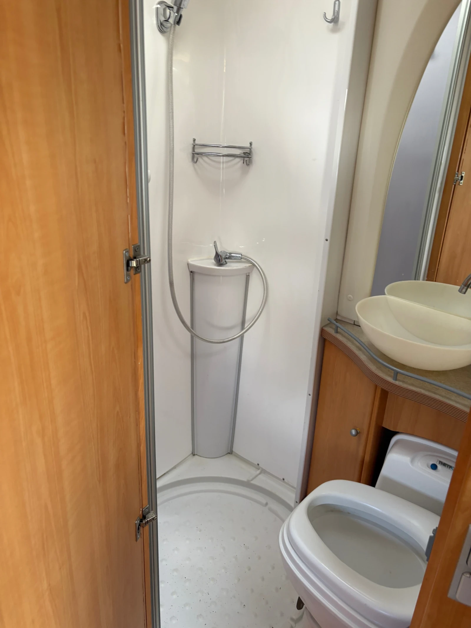 ������ LMC 2 ��������� | Mobile.bg � ����������� 11