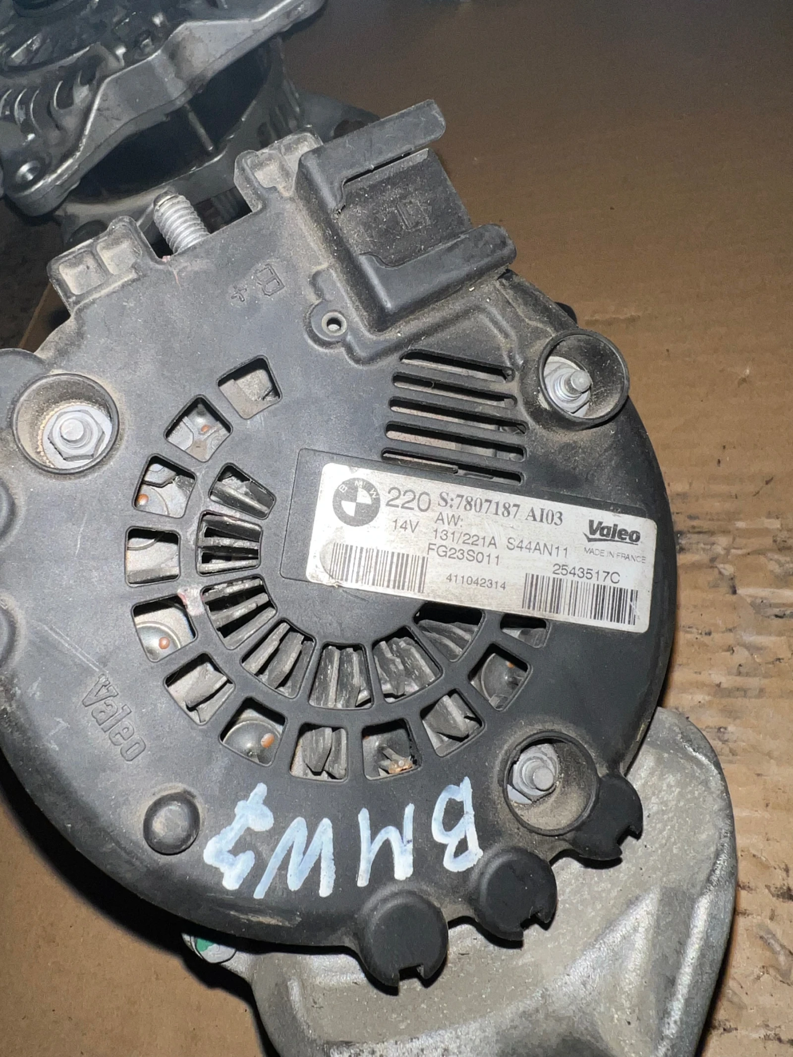 7807187 2545317C  BMW 7  F01 14V 220A FG23S011 2545317C S:7807187 AL03 | Mobile.bg   3