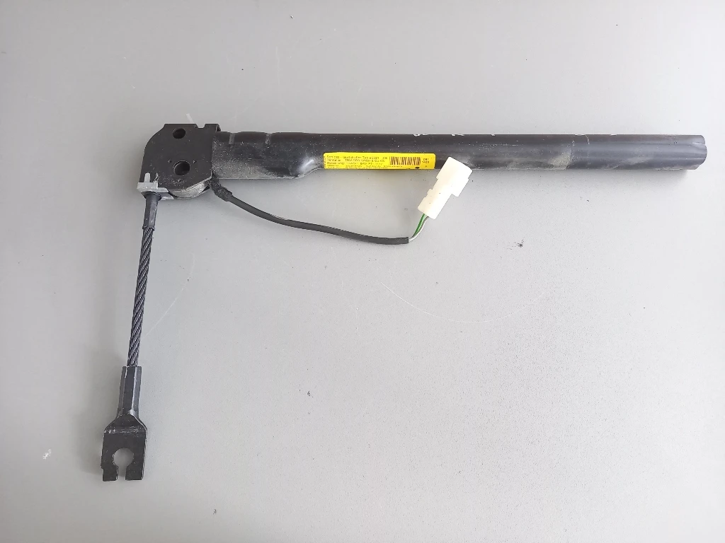 Пиропатрон преден десен Рено Клио 4врати (зЧ)