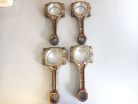 Биела Субару Аутбек 2.5Б (1)