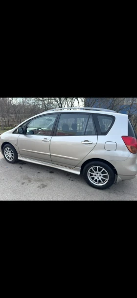 Toyota Corolla verso D4D, снимка 3
