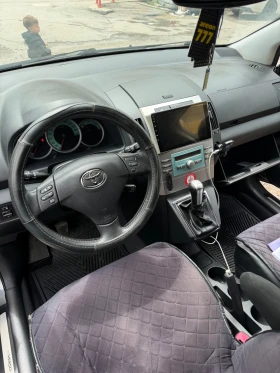 Toyota Corolla verso, снимка 13