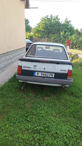 Opel Corsa 1000 куб, снимка 1