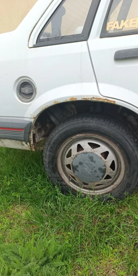 Opel Corsa 1000 куб, снимка 15