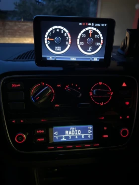 VW Up - 2650 € / 5182.95 лв. - 35799585 9