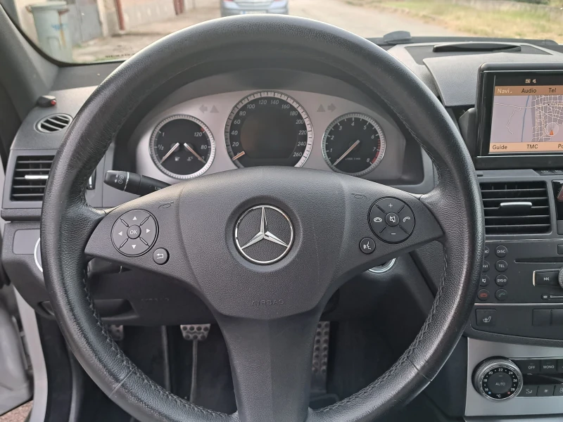 Mercedes-Benz C 200 AMG /NAVI, снимка 10 - Автомобили и джипове - 46772739