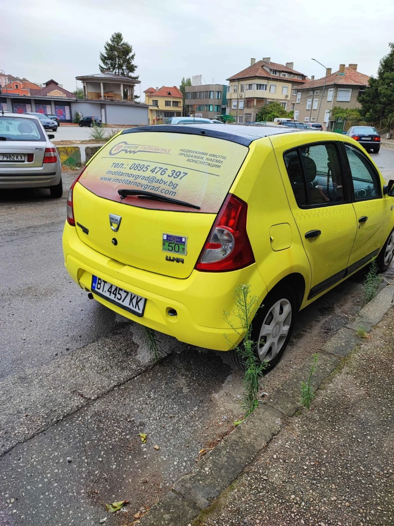 Dacia Sandero, снимка 2 - Автомобили и джипове - 47109688