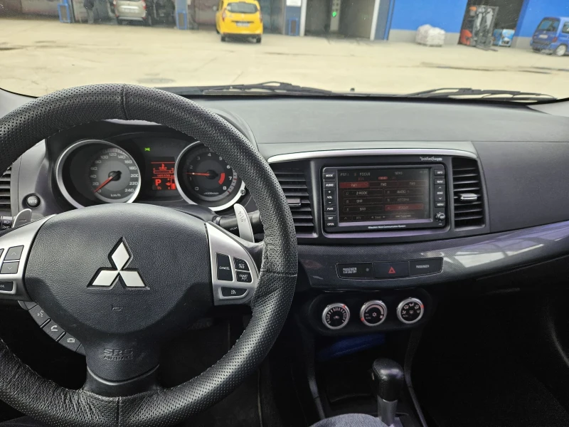 Mitsubishi Lancer, снимка 10 - Автомобили и джипове - 49824841