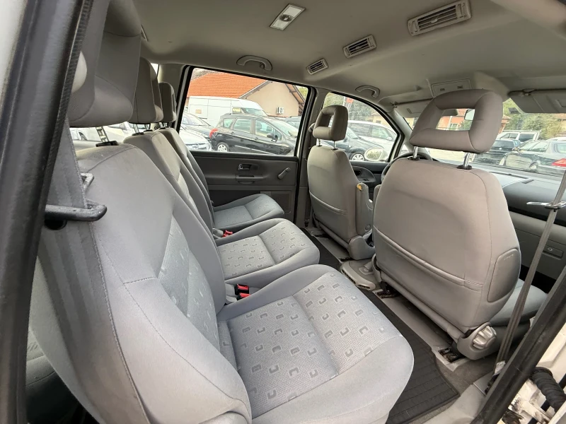 VW Sharan 1.9TDI 4-MOTION FACELIFT, снимка 12 - Автомобили и джипове - 52129997