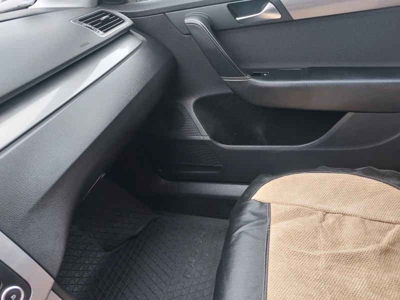 VW Passat 2.0TDI 4X4, снимка 11 - Автомобили и джипове - 52872634