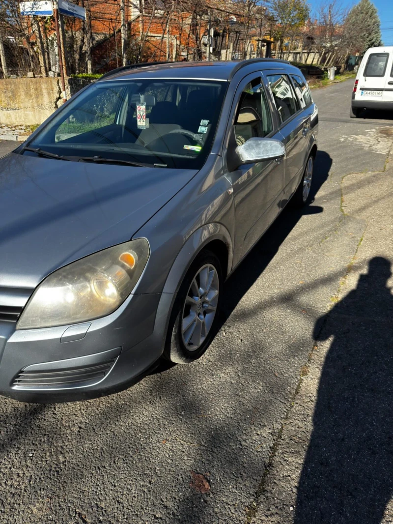 Opel Astra 1.7 CDTI, снимка 3 - Автомобили и джипове - 53040034