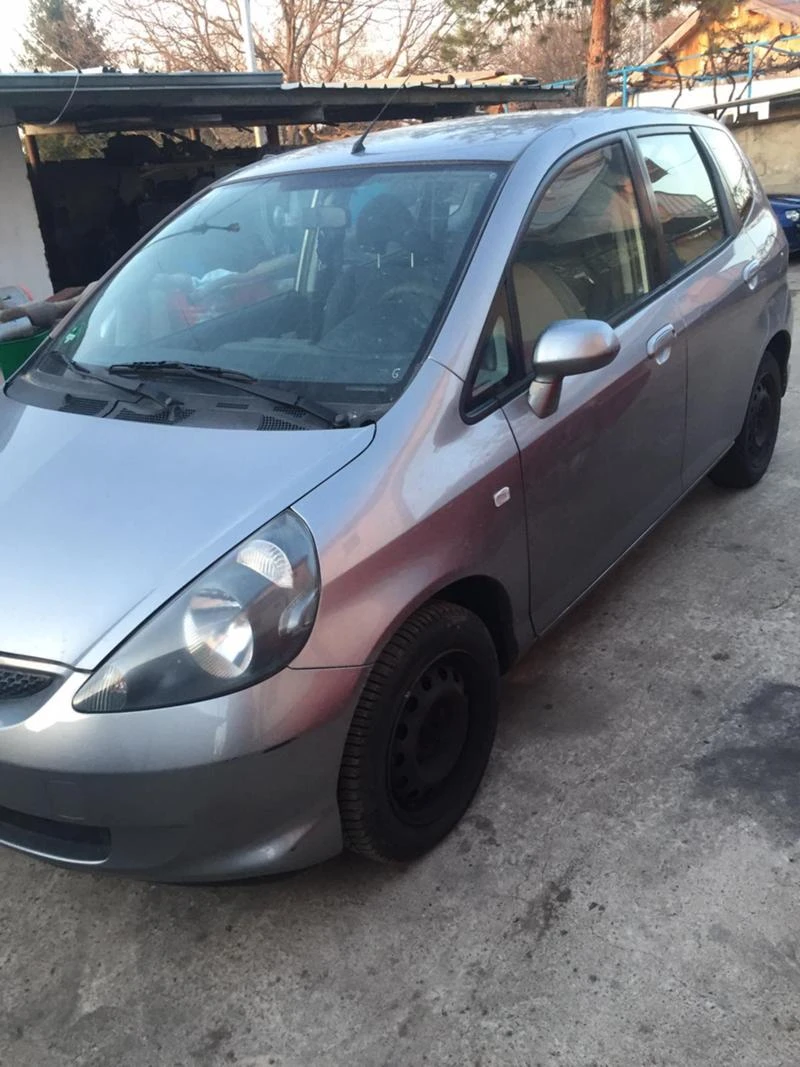 Honda Jazz 1.2, снимка 8 - Автомобили и джипове - 42418531