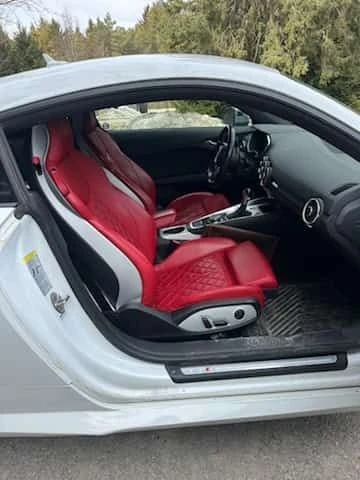 Audi Tt S QUATTRO * ЛИЦЕНЗИРАН ПРОДАВАЧ* , снимка 7 - Автомобили и джипове - 54026449