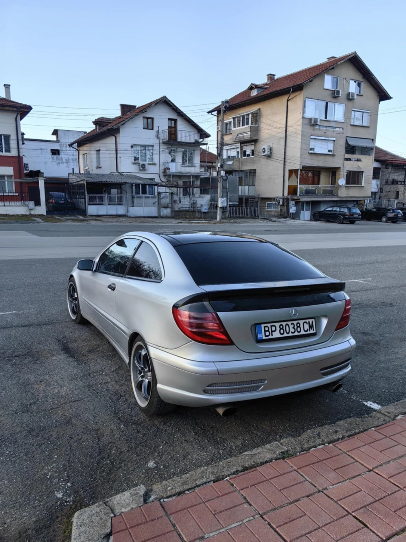 Mercedes-Benz C 200 Sport coupe 200 kompressor 212 к.с. 6 скорости | Mobile.bg — изображение 1