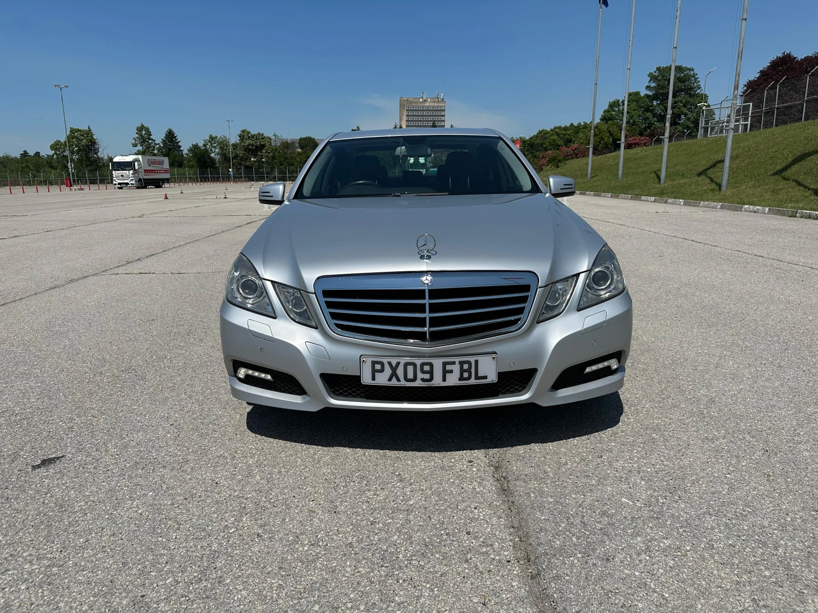 Mercedes-Benz E 350 Avantgarde - изображение 3