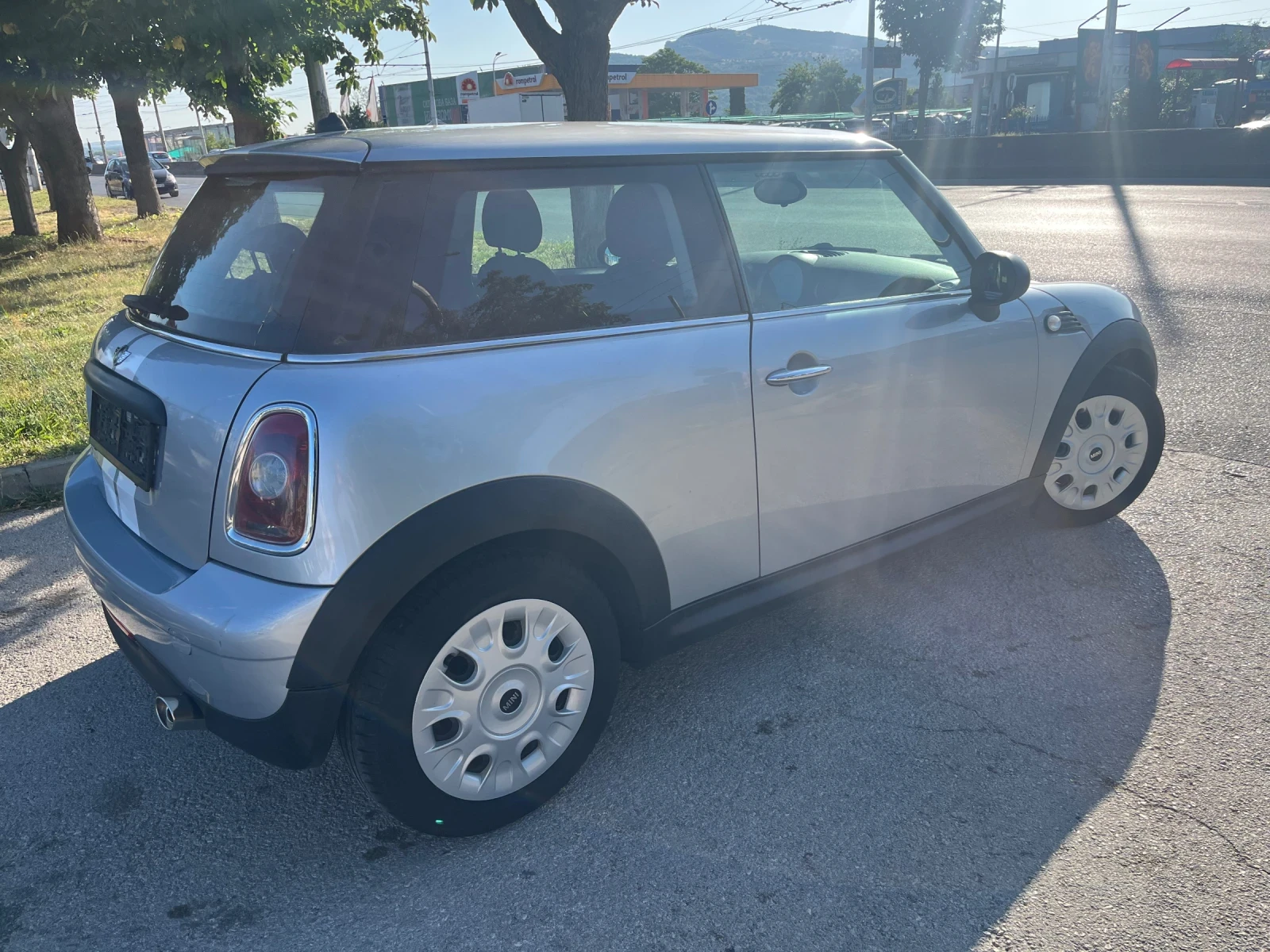 Mini Cooper ONE - изображение 4