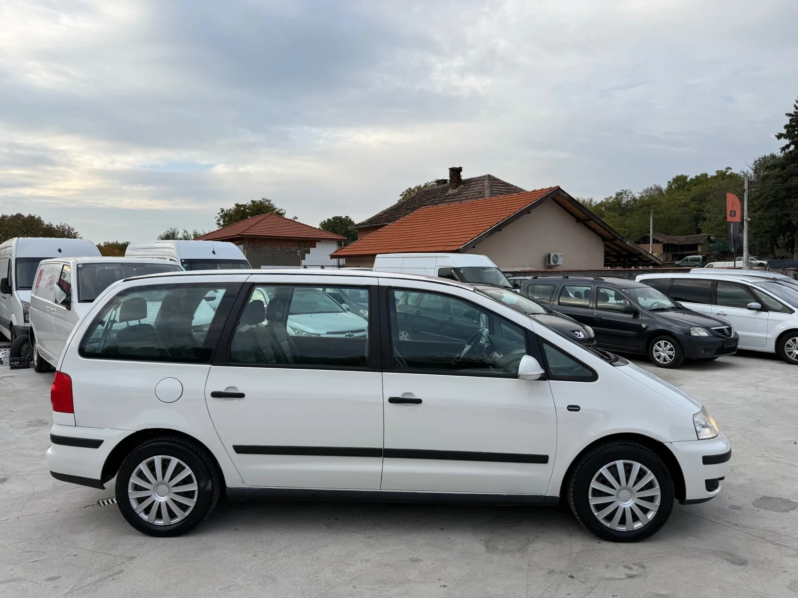 VW Sharan 1.9TDI 4-MOTION FACELIFT - изображение 4