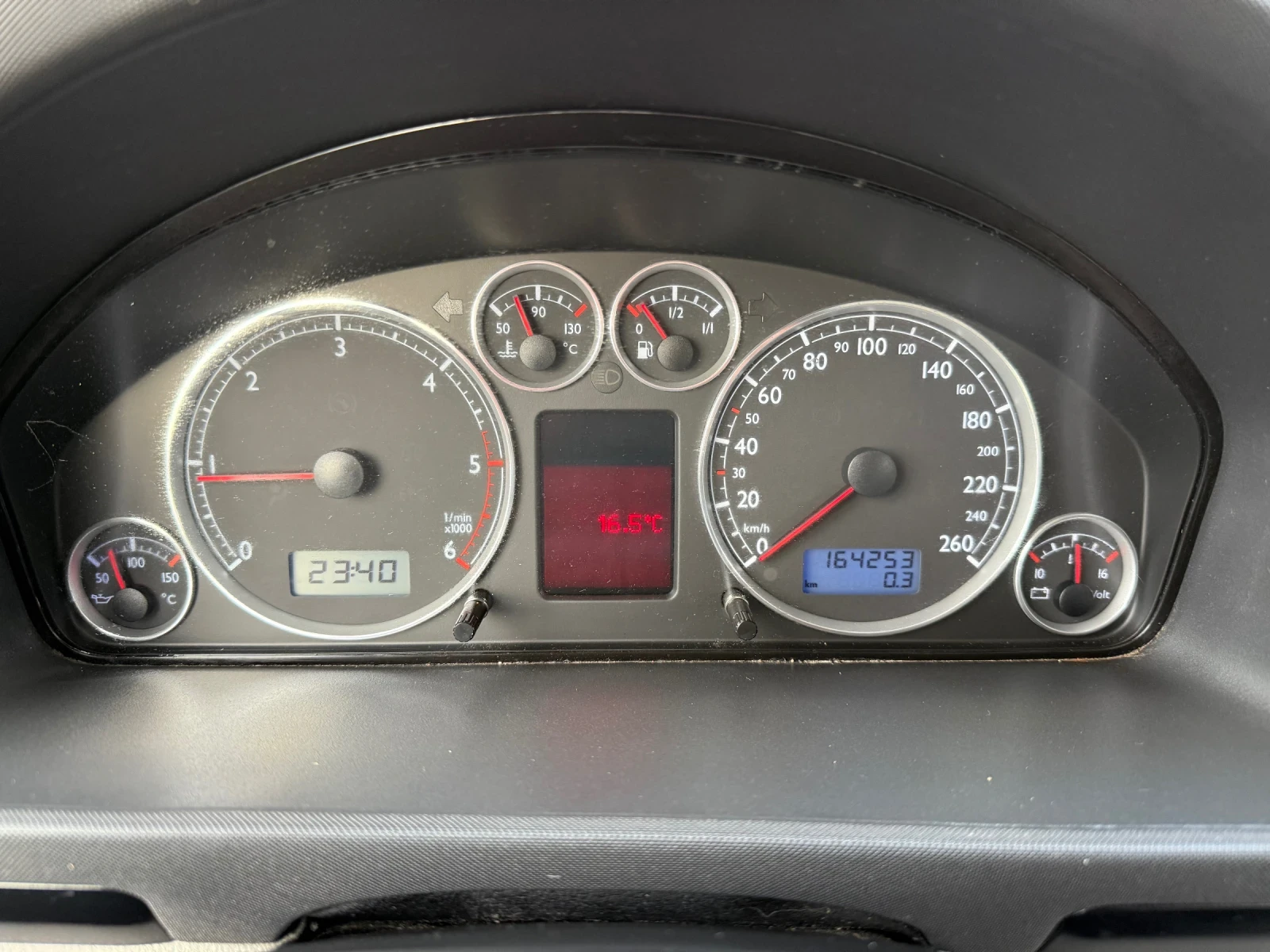 VW Sharan 1.9TDI 4-MOTION FACELIFT | Mobile.bg — изображение 15