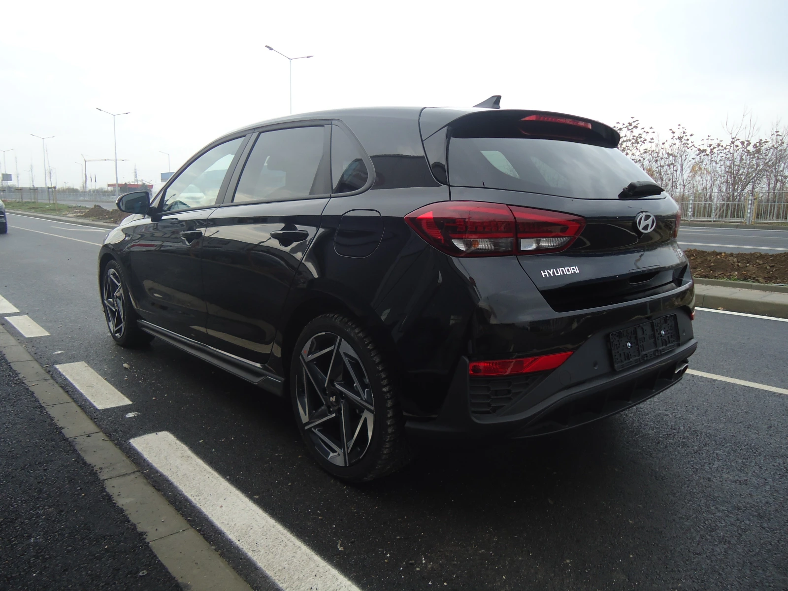 Hyundai I30 N LINE 1.5 T-GDI MILD HYBRID - изображение 4