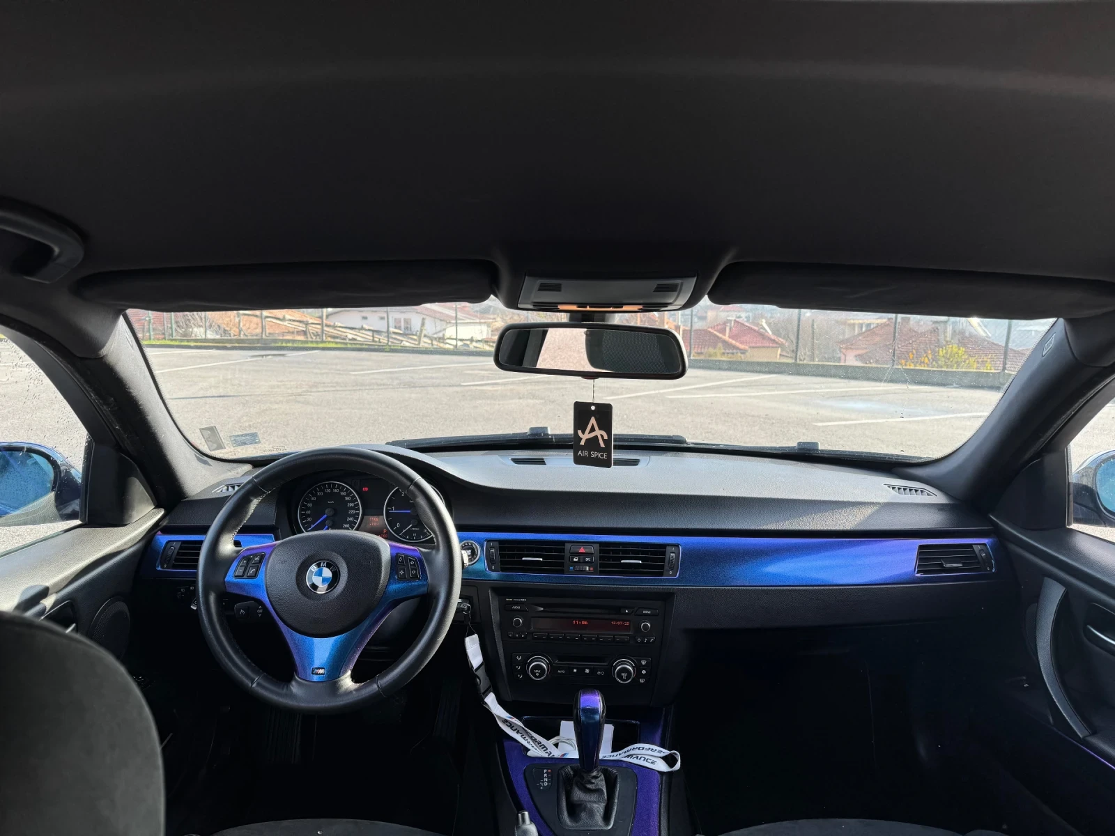 BMW 320  - изображение 6