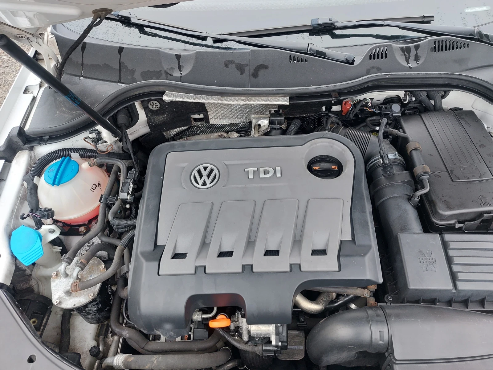 VW Passat 2.0TDI 4X4, снимка 11 - Автомобили и джипове - 54758817