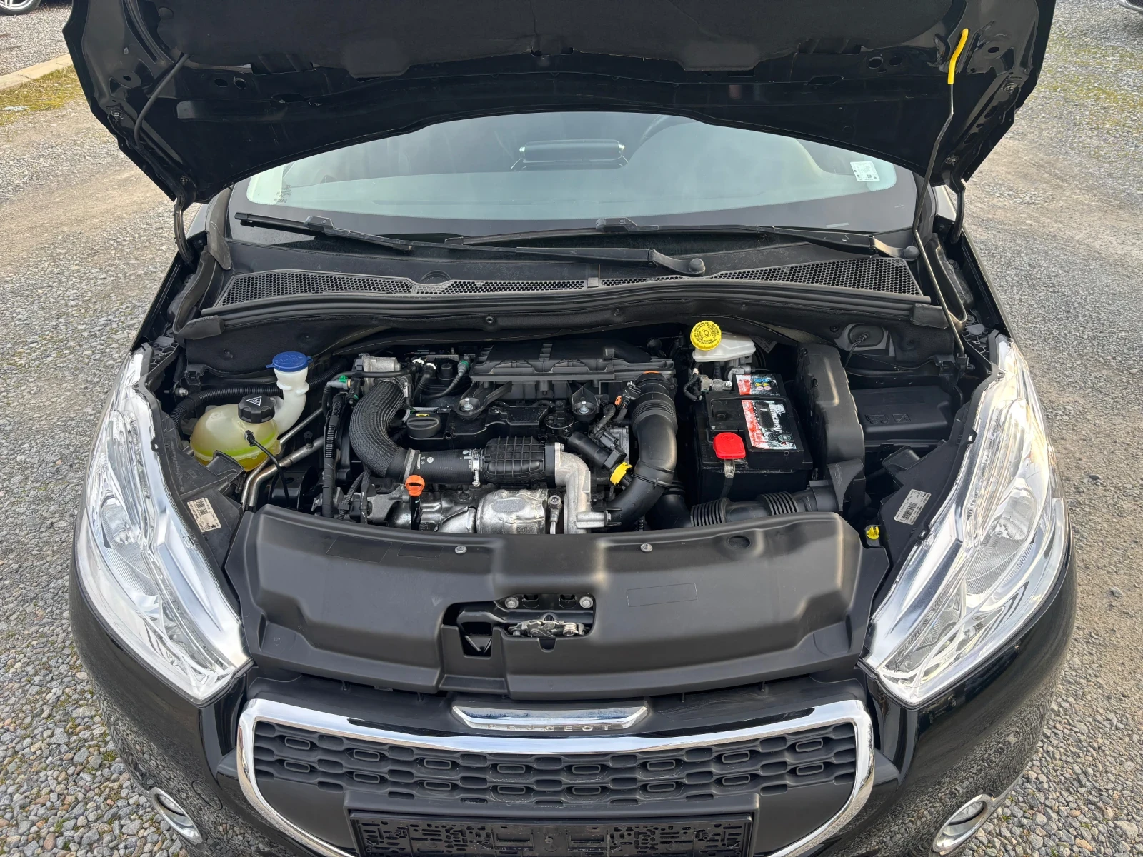 Peugeot 208 1.4HDI | Mobile.bg � ����������� 12