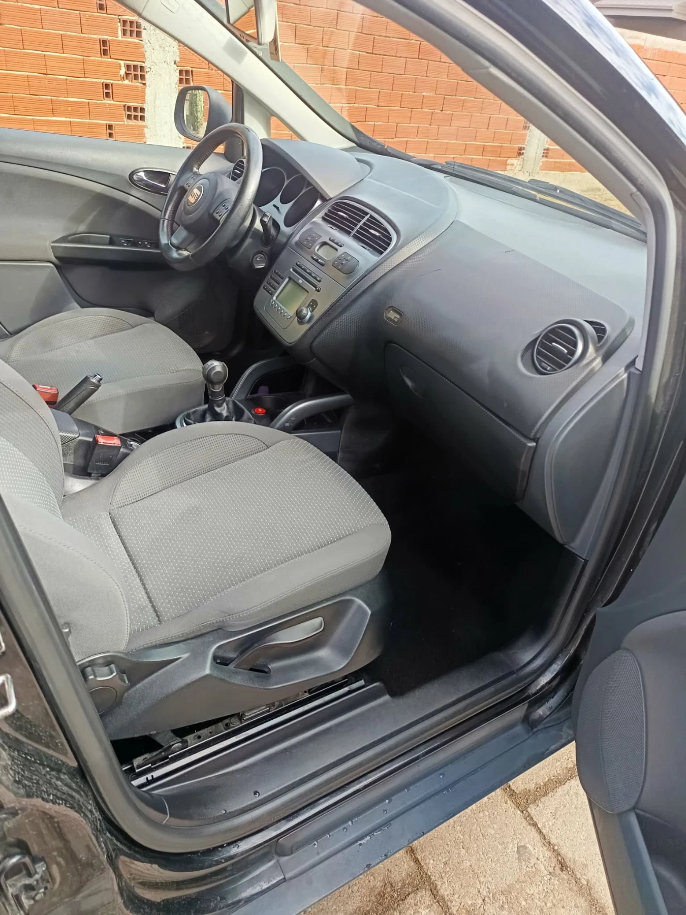 Seat Altea 1.9 TDI, снимка 6 - Автомобили и джипове - 54116327