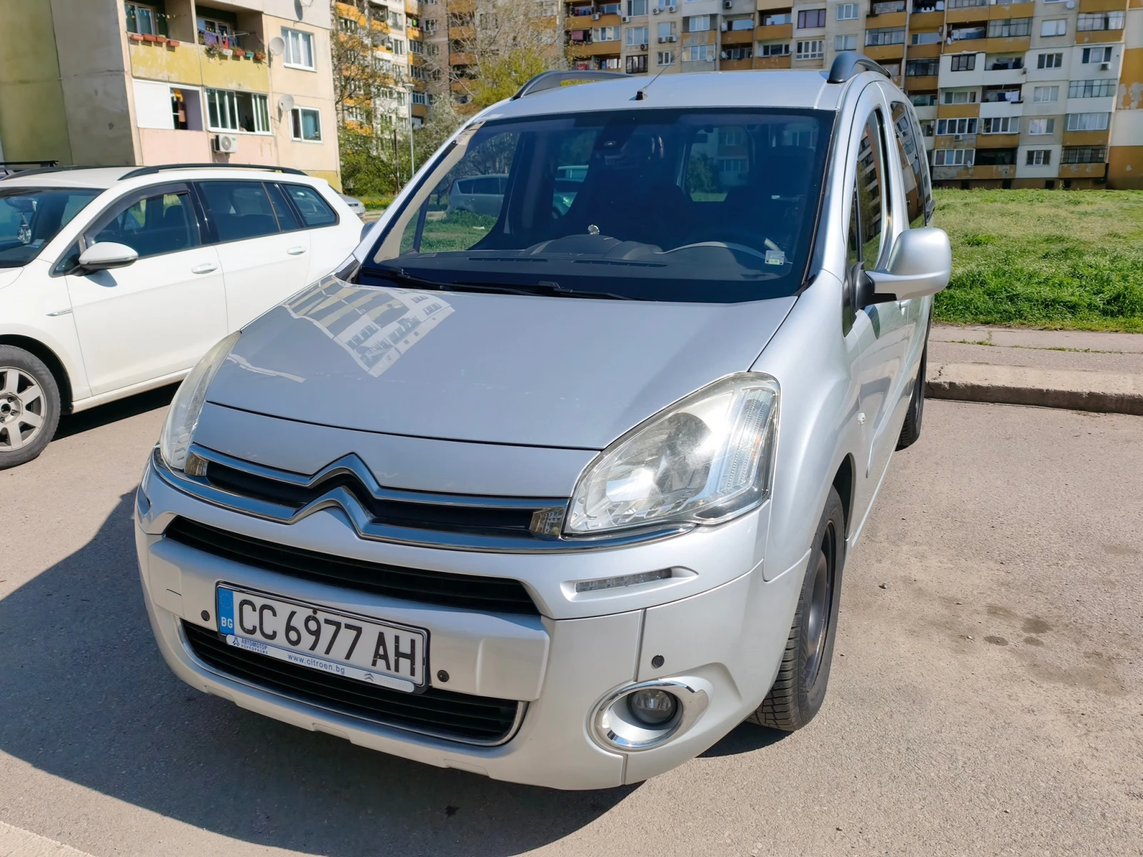 Citroen Berlingo 1.6HDI, снимка 2 - Автомобили и джипове - 54317063