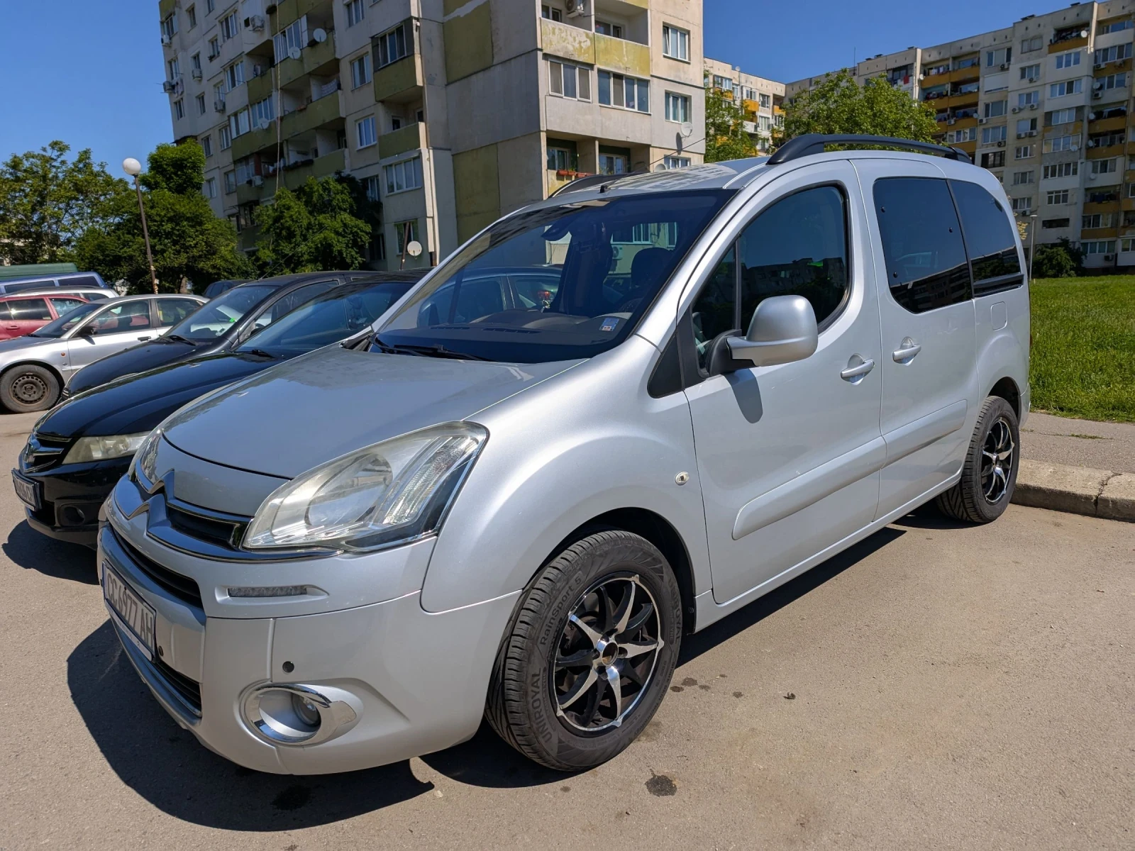Citroen Berlingo 1.6HDI, снимка 2 - Автомобили и джипове - 54664182