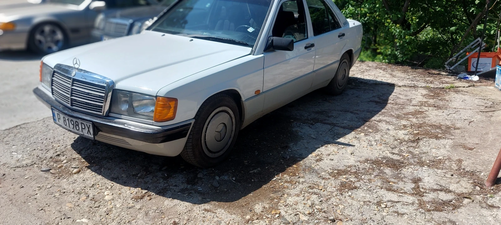 Mercedes-Benz 190 2.0i 122hp