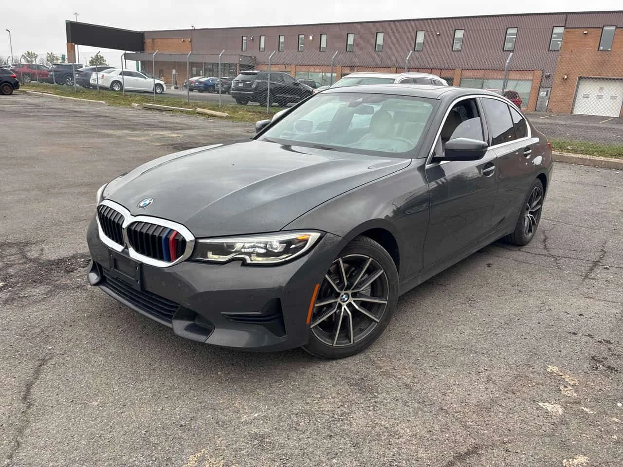 BMW 330 i xDrive * АВТОКРЕДИТ* 