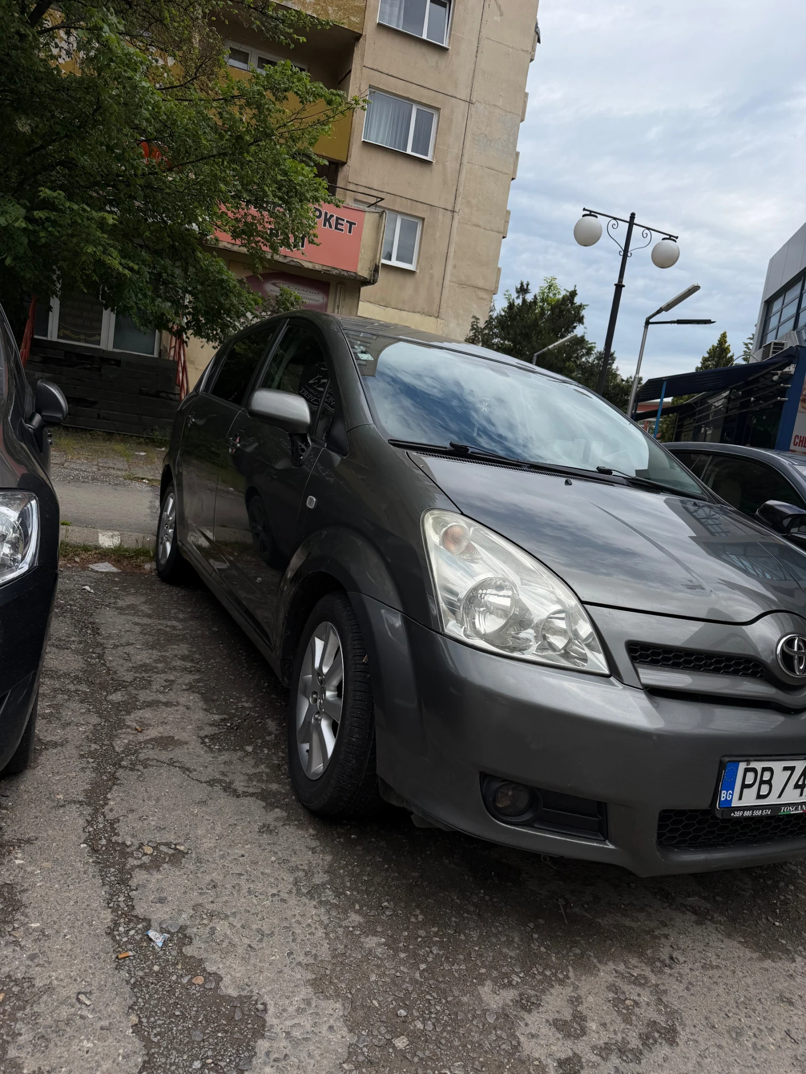 Toyota Corolla verso, снимка 3 - Автомобили и джипове - 54662463
