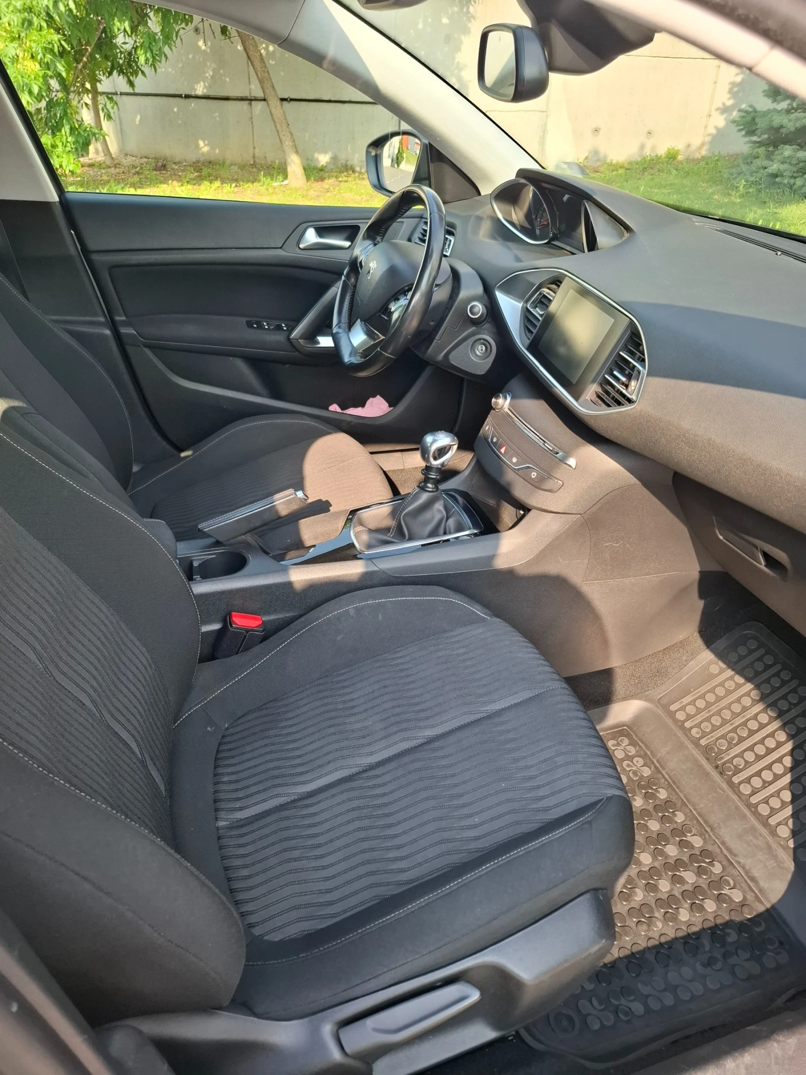 Peugeot 308 BlueHDi, снимка 12 - Автомобили и джипове - 54791787