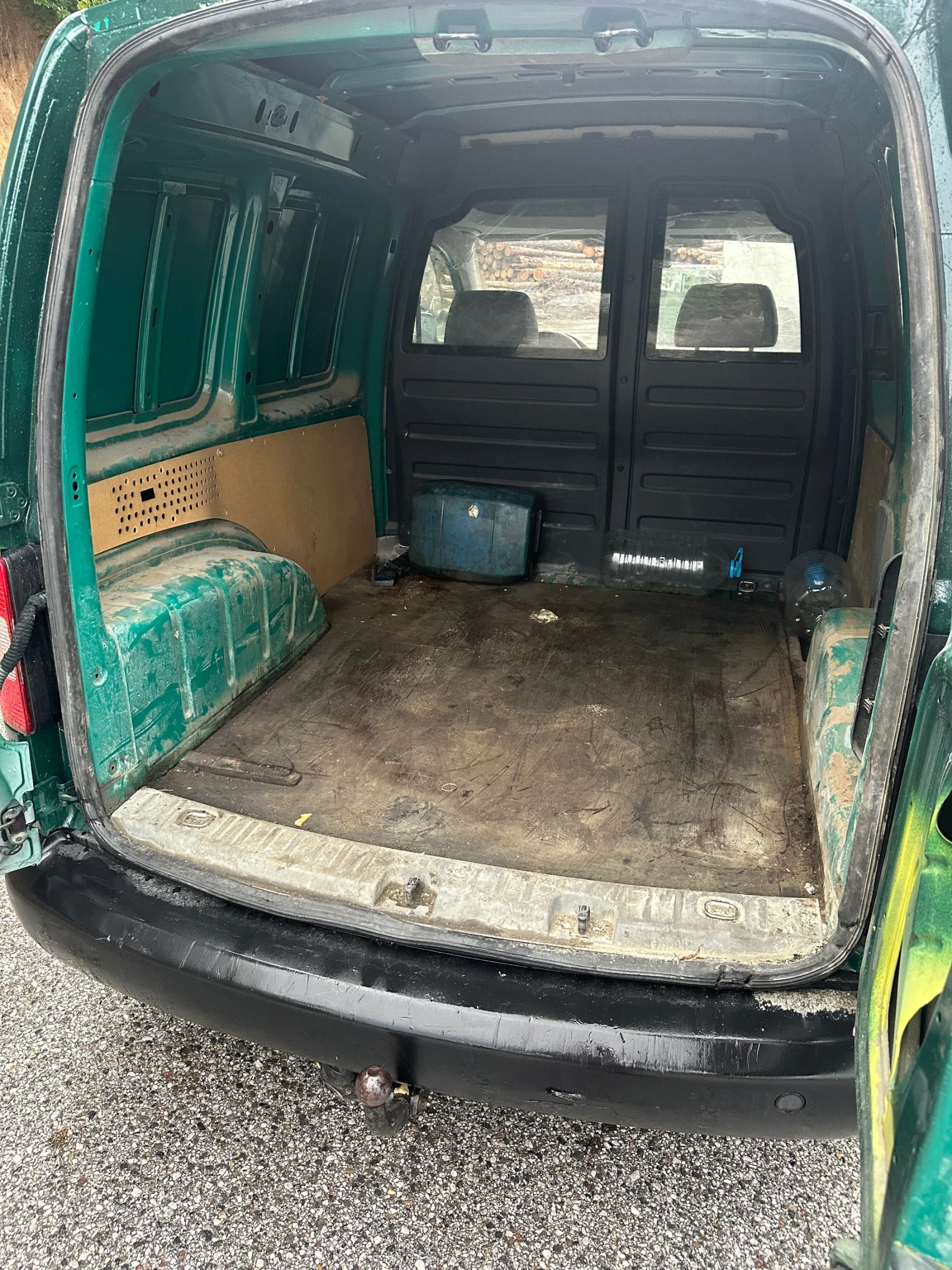 VW Caddy, снимка 5 - Автомобили и джипове - 55455423