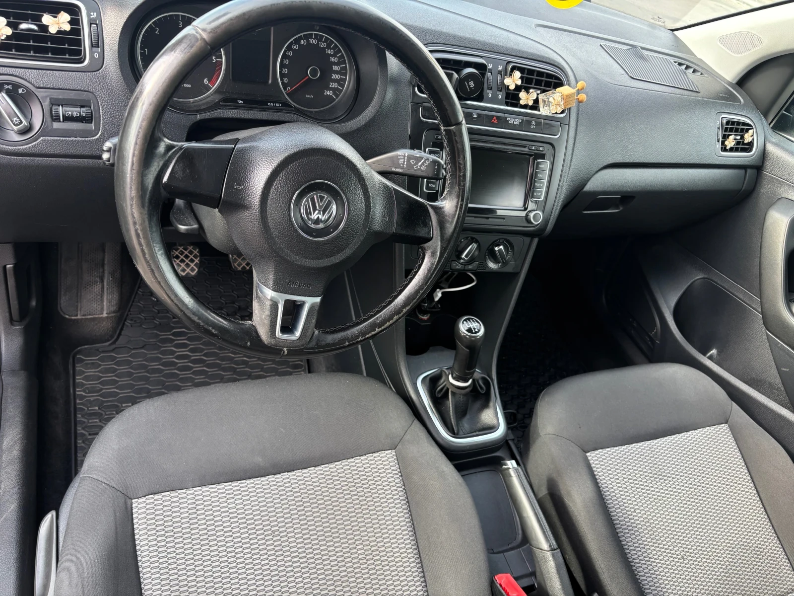 VW Polo, снимка 9 - Автомобили и джипове - 55459065