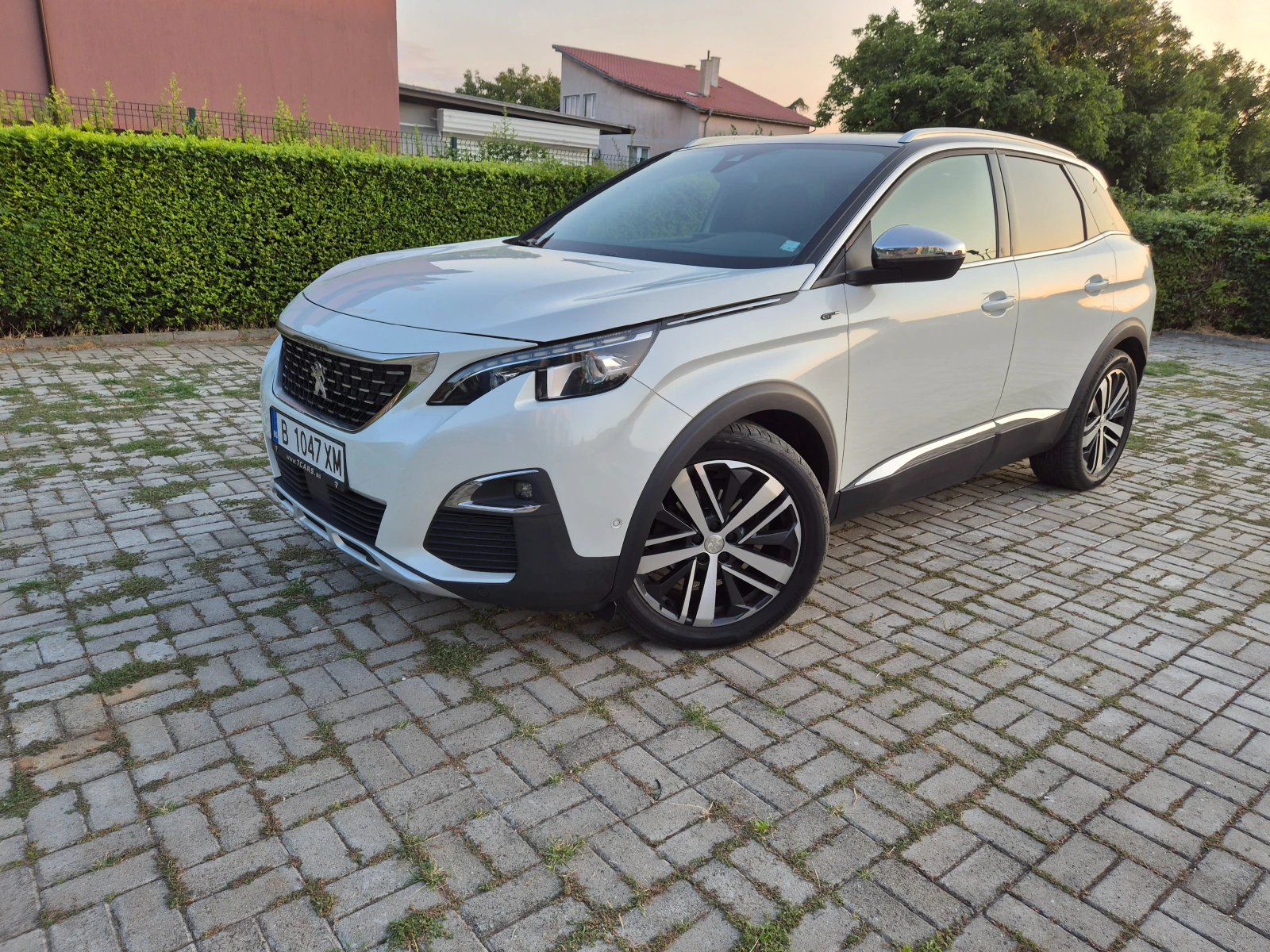 Peugeot 3008 GT 2.0 BlueHDI Панорама* Масаж* Focal 