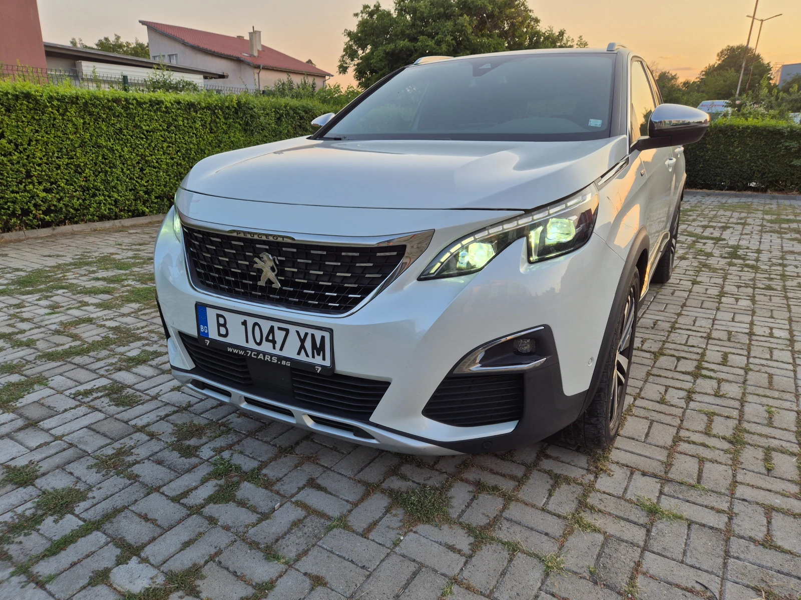 Peugeot 3008 GT 2.0 BlueHDI Панорама* Масаж* Focal , снимка 3 - Автомобили и джипове - 55702570