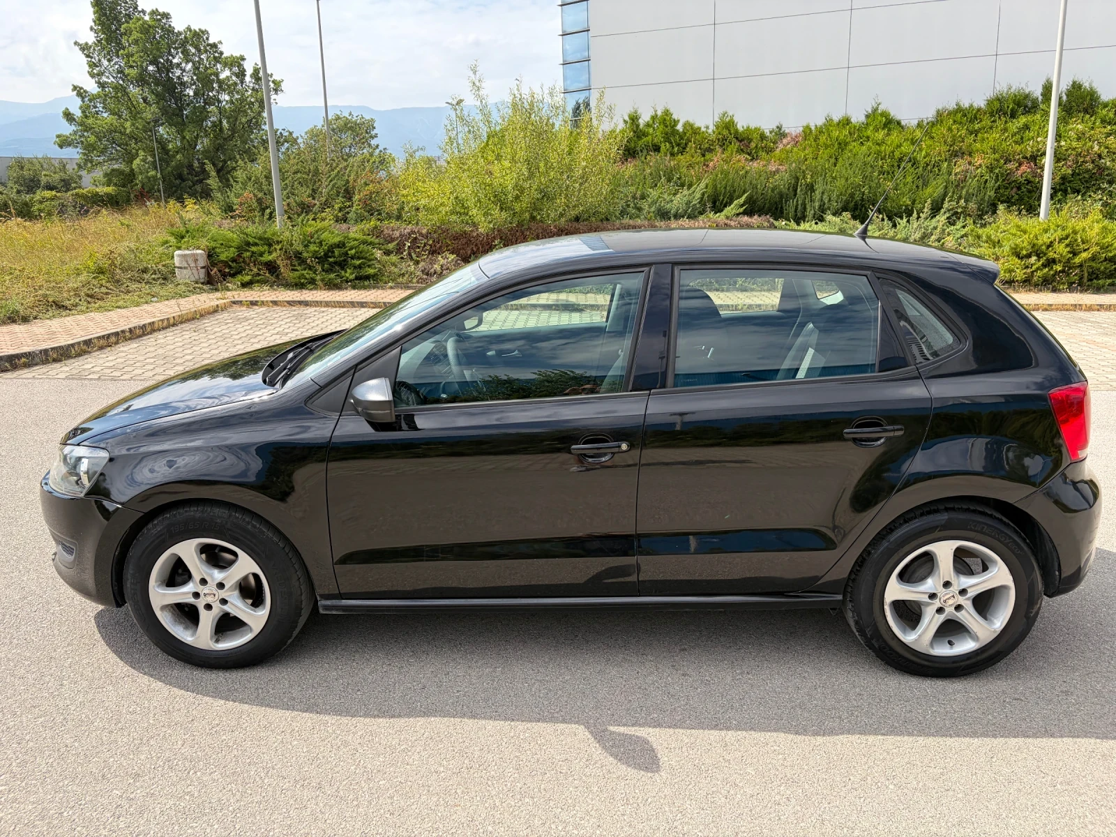 VW Polo 1.2 TDI, снимка 2 - Автомобили и джипове - 56056818