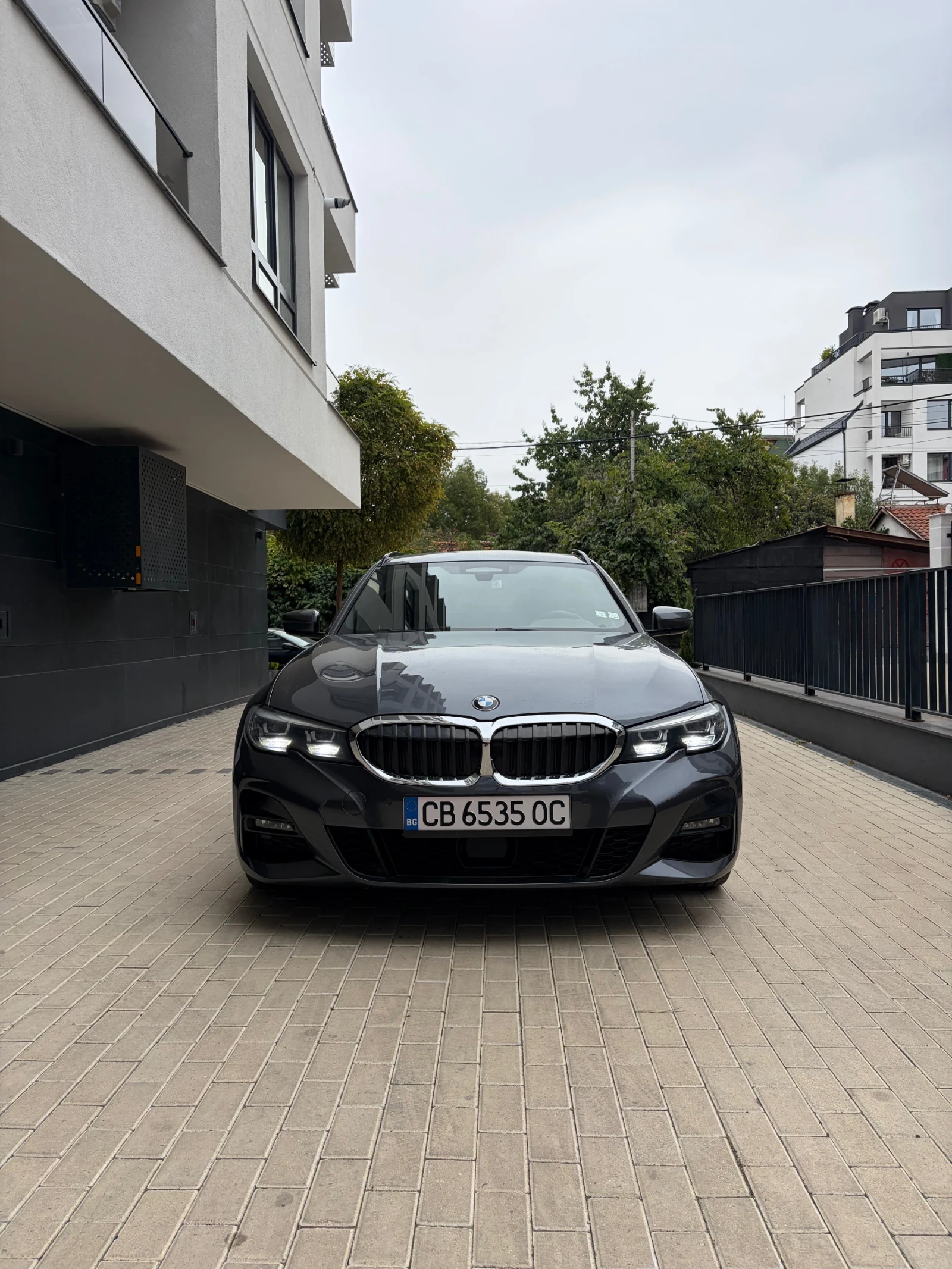 BMW 320 320 D X drive