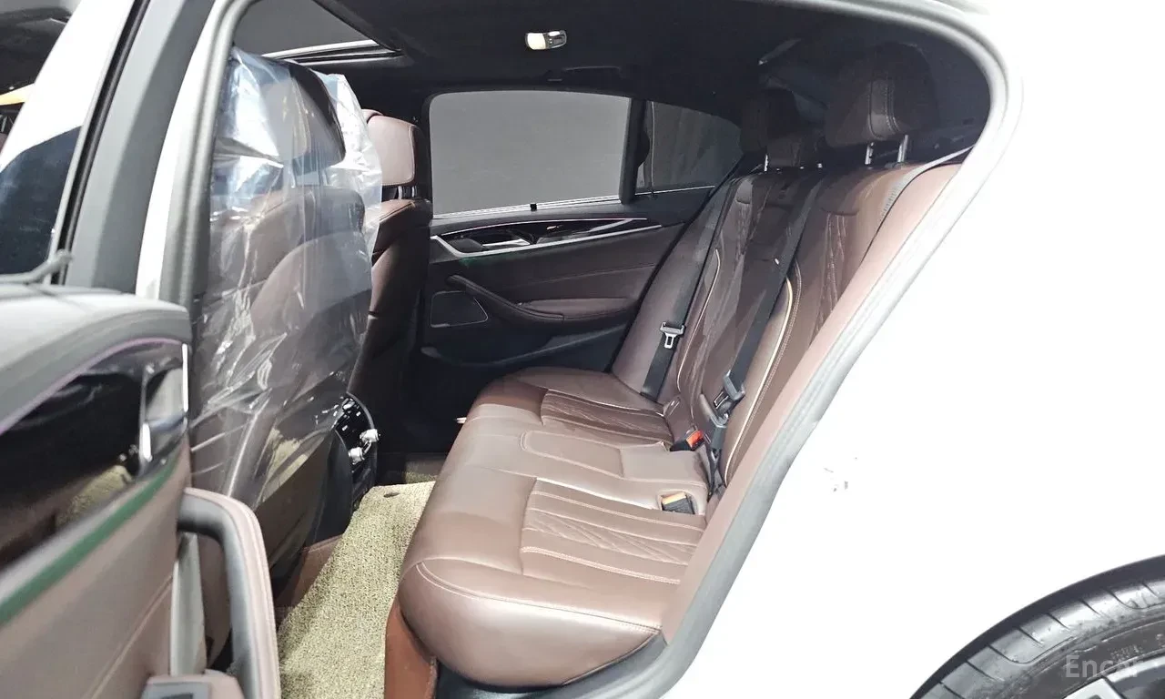 BMW 530 M* SPORT* HARMON* KARDON* ���������* ���������* �� | Mobile.bg � ����������� 16