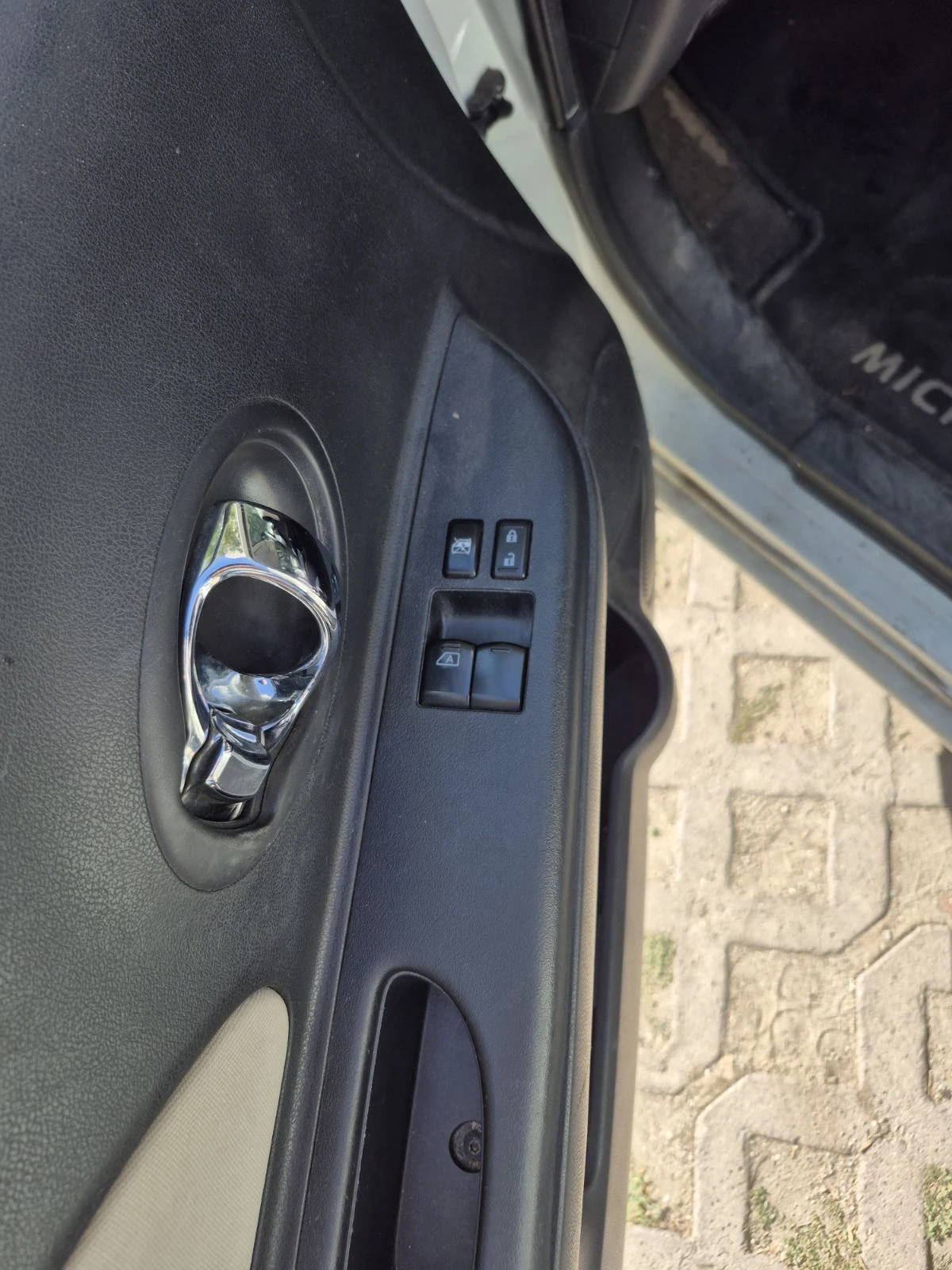 Nissan Micra 1.2 DIG-S City , снимка 13 - Автомобили и джипове - 56413902