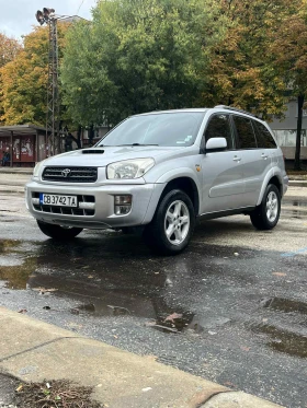 Toyota Rav4 Джип е в добро състояние кара се всеки ден - изображение 1