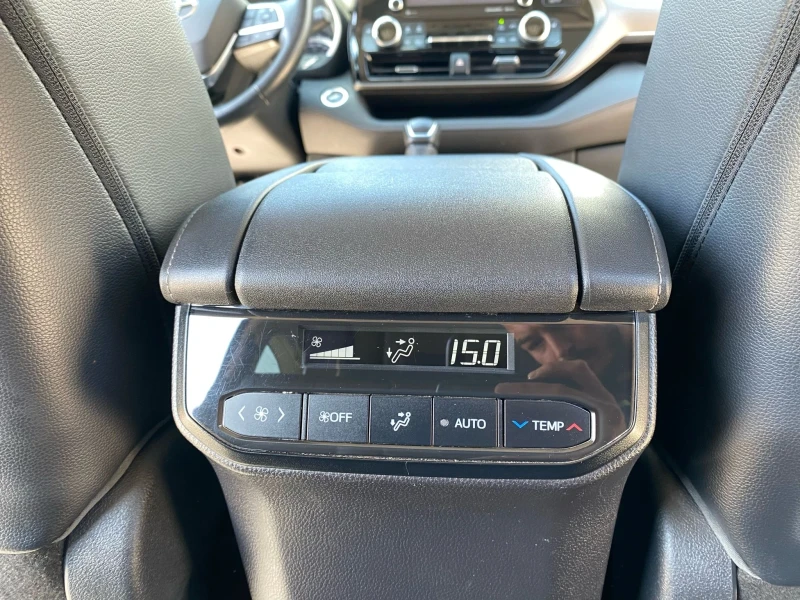 Toyota Highlander 3.5 AWD 7 места , снимка 12 - Автомобили и джипове - 50060234