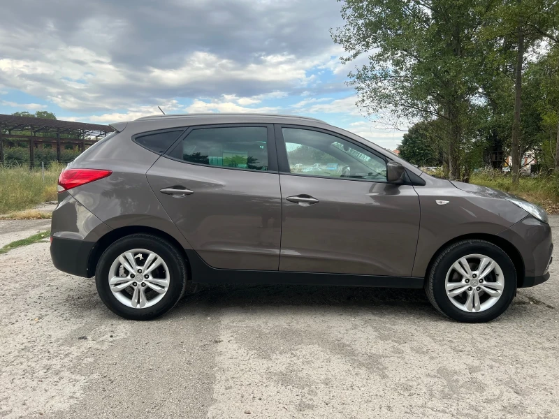 Hyundai IX35 2.0 CRDI, снимка 5 - Автомобили и джипове - 51627222