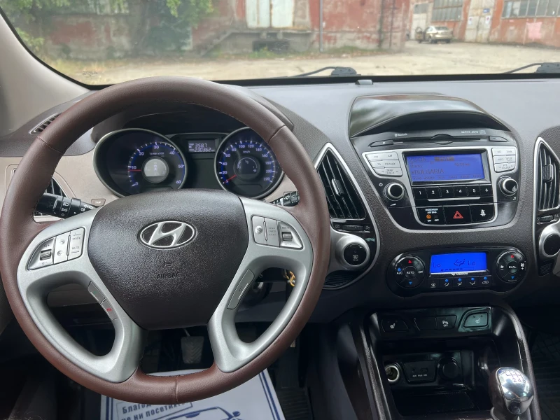 Hyundai IX35 2.0 CRDI, снимка 10 - Автомобили и джипове - 51627222