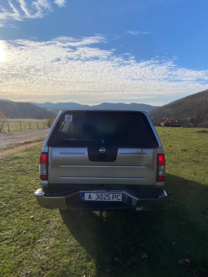 Nissan Navara 2.5TDI 133, снимка 6 - Автомобили и джипове - 53139223