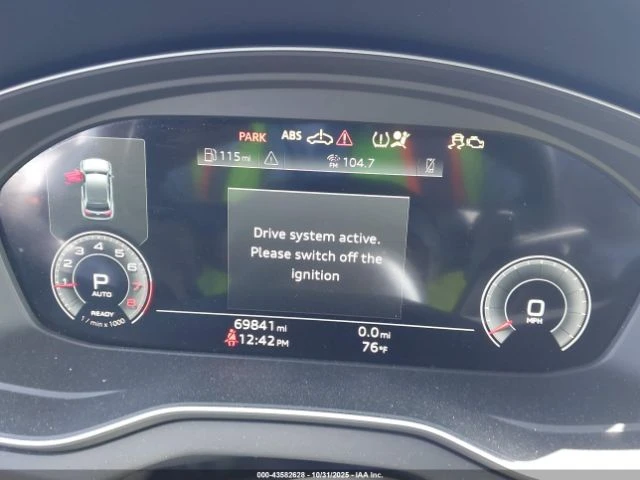 Audi Q5 * PREMIUM PLUS* QUATTRO* S tronic* 360* PANO* Blin - изображение 7