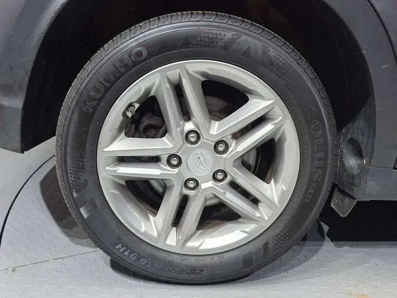 Hyundai Kona 1.6 2Wd Smart, снимка 5 - Автомобили и джипове - 55748945