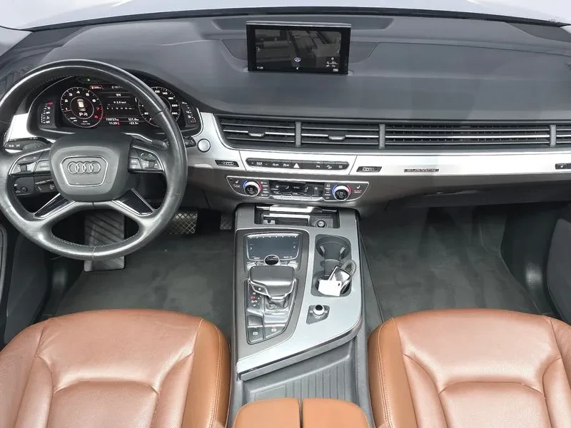 Audi Q7 45TFSI , снимка 6 - Автомобили и джипове - 56159621