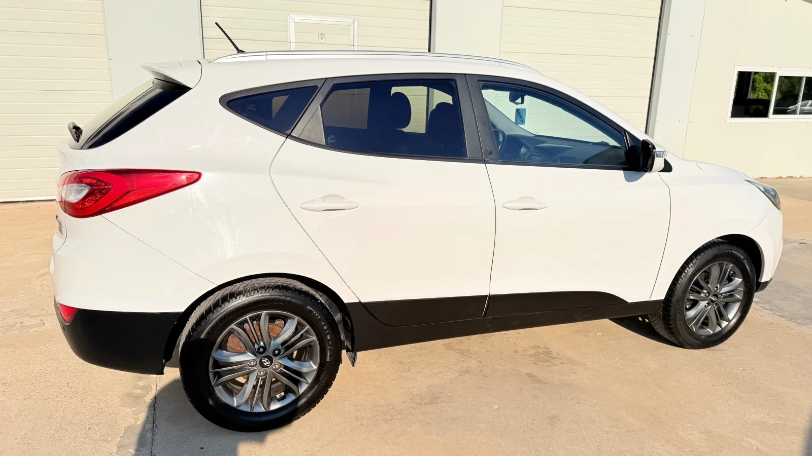 Hyundai IX35 1.7crdi 117k.c* Nova* UNIKAT* , снимка 14 - Автомобили и джипове - 46254472